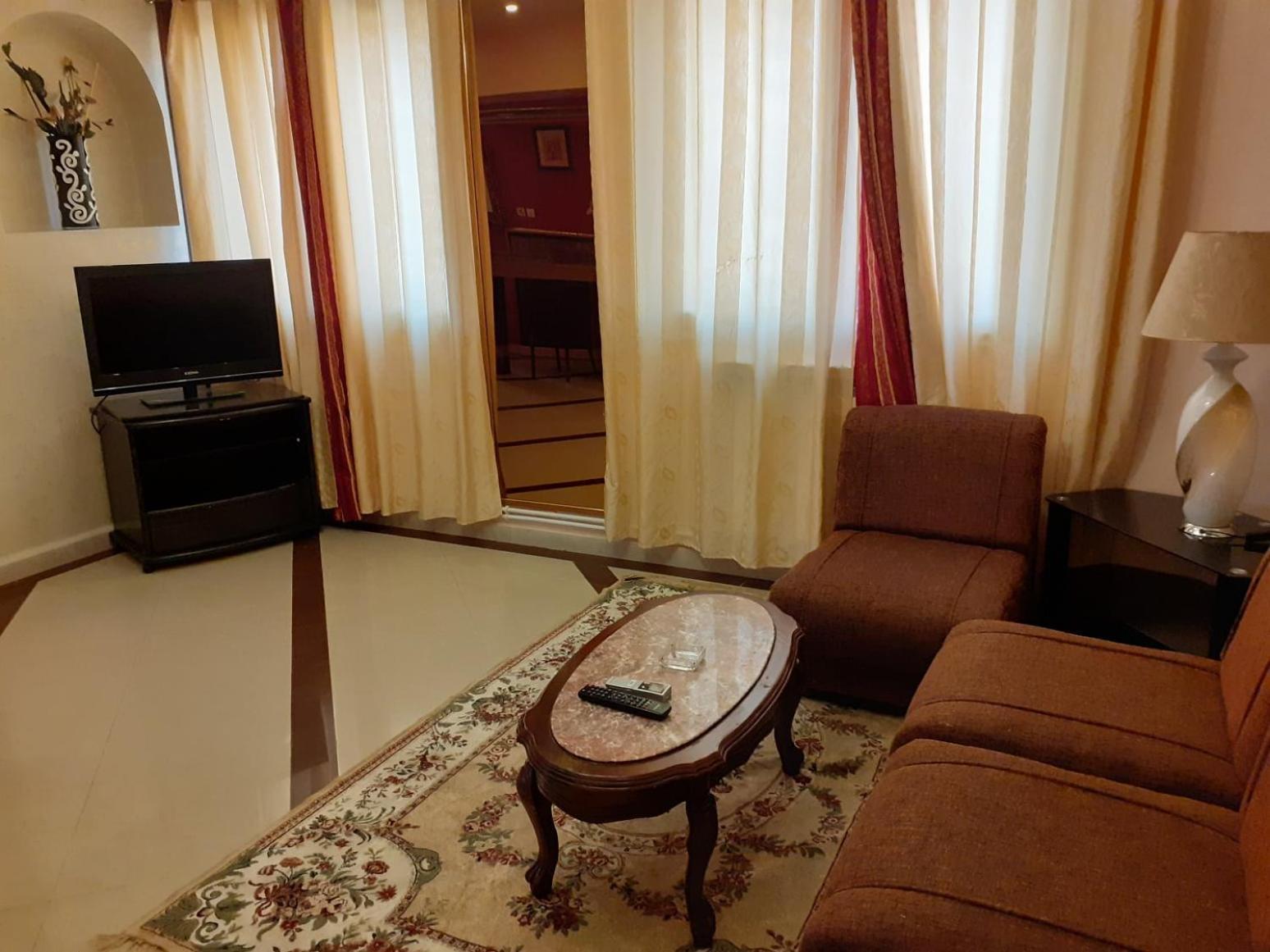 Hotel Les Ambassadeurs Οράν Εξωτερικό φωτογραφία