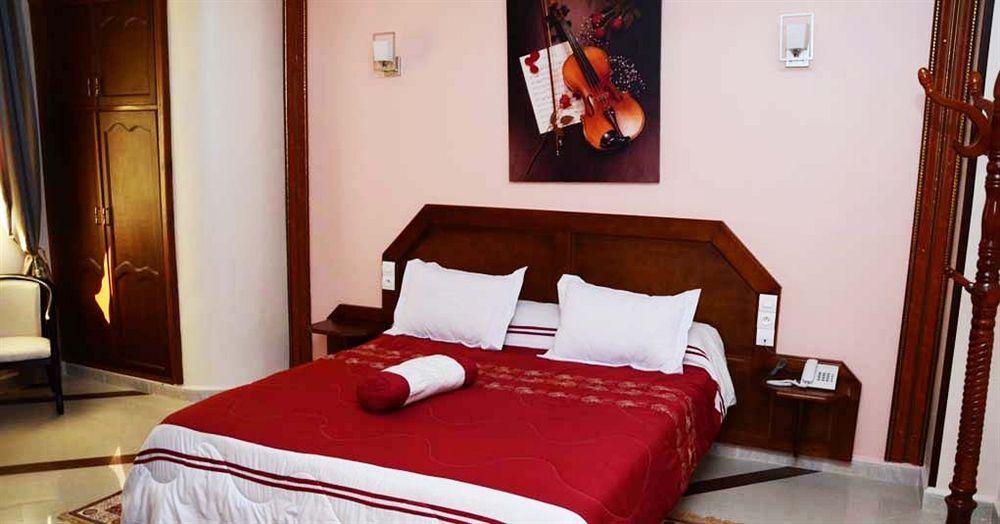 Hotel Les Ambassadeurs Οράν Εξωτερικό φωτογραφία