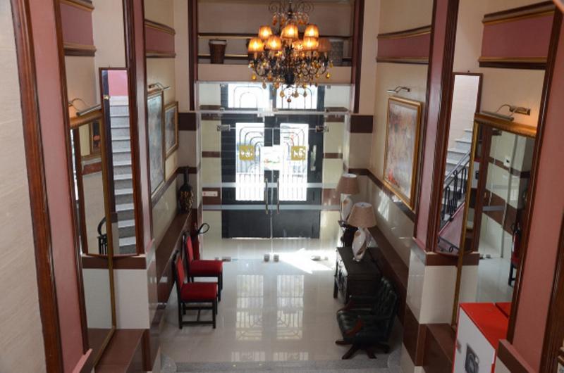 Hotel Les Ambassadeurs Οράν Εξωτερικό φωτογραφία